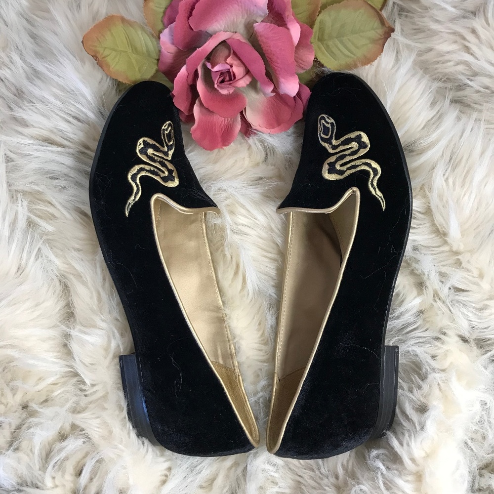 Bromstad Naturalizer Velvet Flats Gold Trim 8